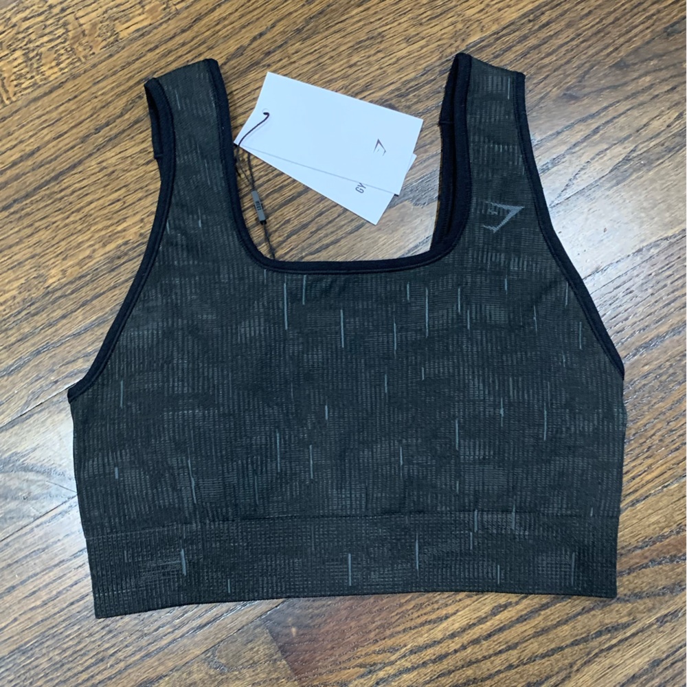 New Gymshark Illumination Seamless Sports Bra Black / Gray Size Small Women’s